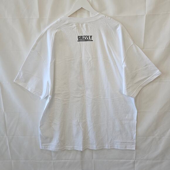 Grizzly Bear Floral White Short Sleeve Tee Size 2XL - Picture 3 of 7